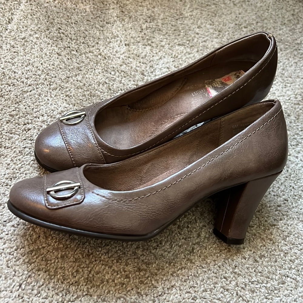 Aerosoles Heelrest pumps